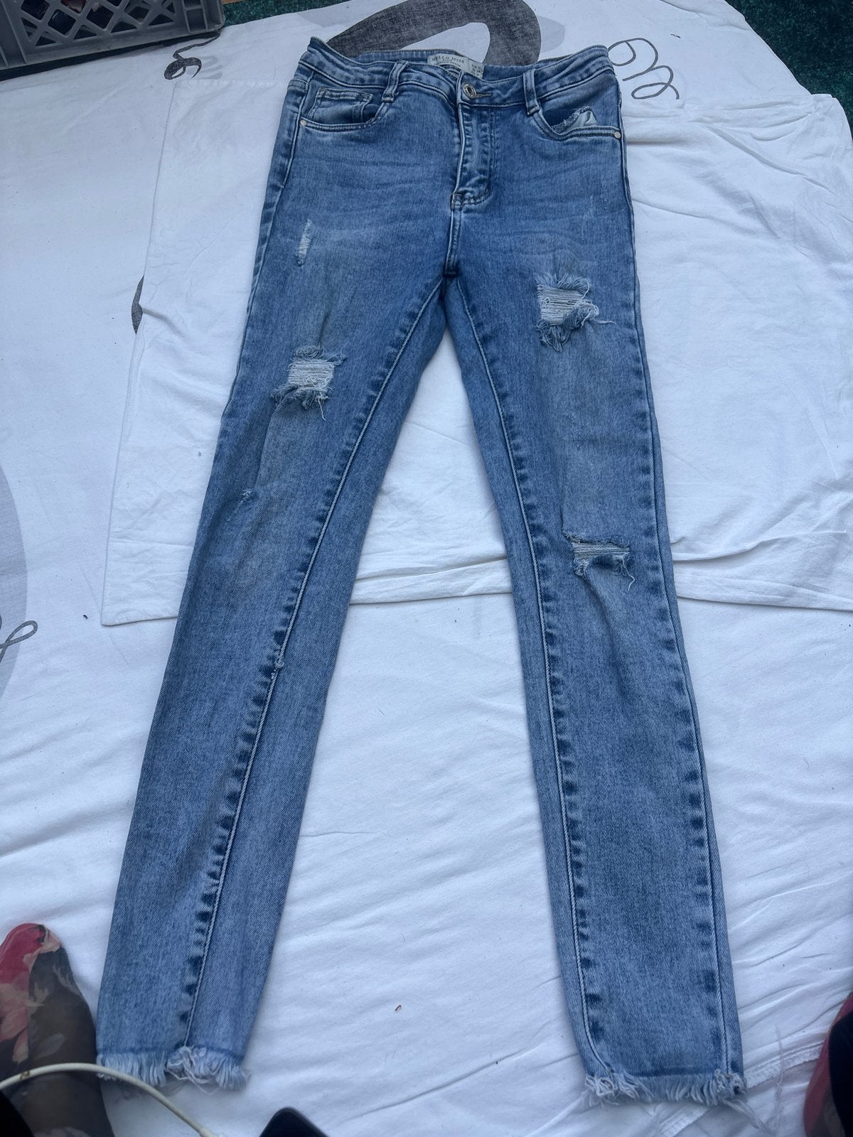 Hello Miss skinny jeans met scheuren - maat W27, Ophalen of Verzenden, Zo goed als nieuw, Blauw, W27 (confectie 34) of kleiner