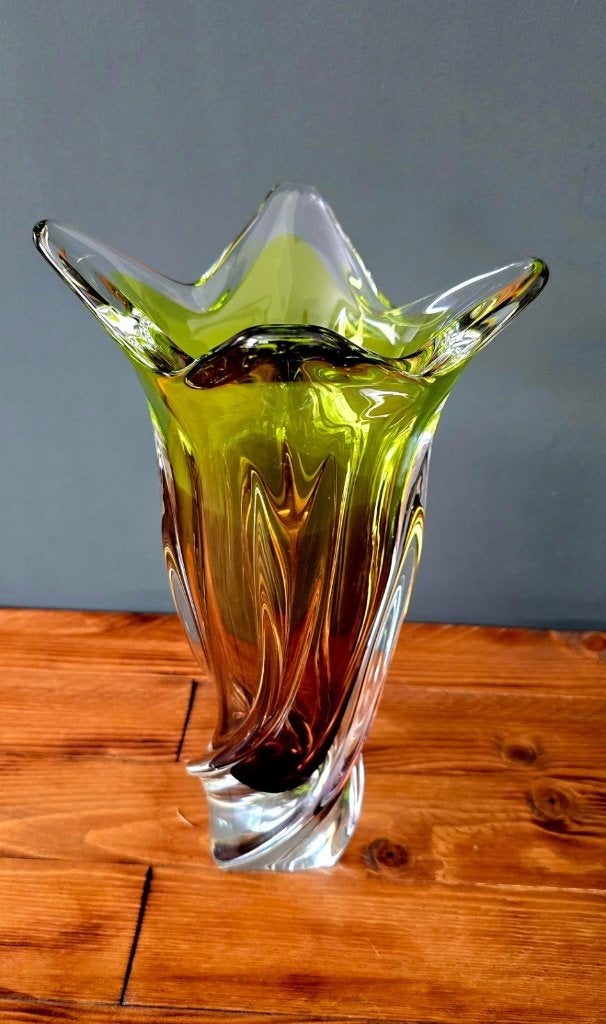 Vintage Chribska Josef Hospodka Sommerso vaas groen 31cm, Verzenden