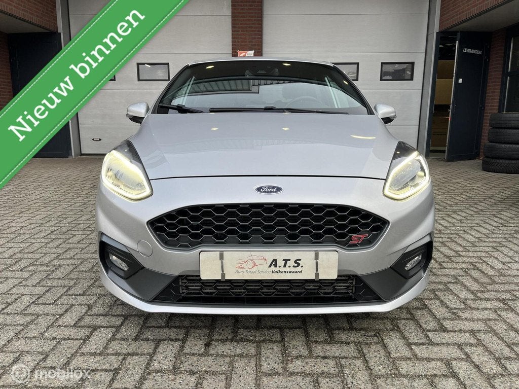 Ford Fiesta 1.5 EcoBoost ST-3 200PK NAVI*LED*CAMERA*CRUISE*, Voorwielaandrijving, Euro 6, Automatische klimaatregeling, Bedrijf