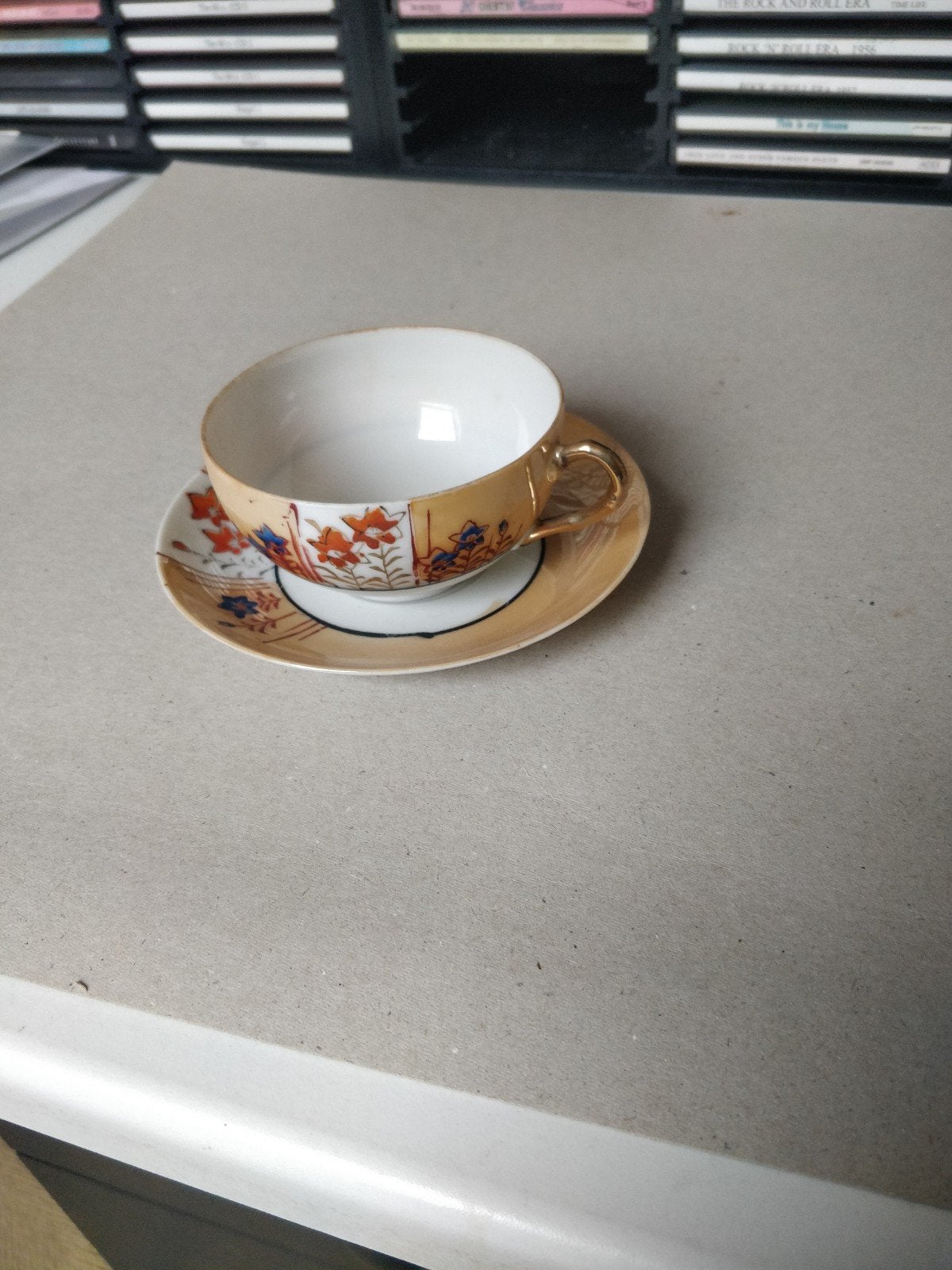 Vintage theekopjes met schotels, handgeschilderd, Antiek en Kunst, Antiek | Servies los, Ophalen