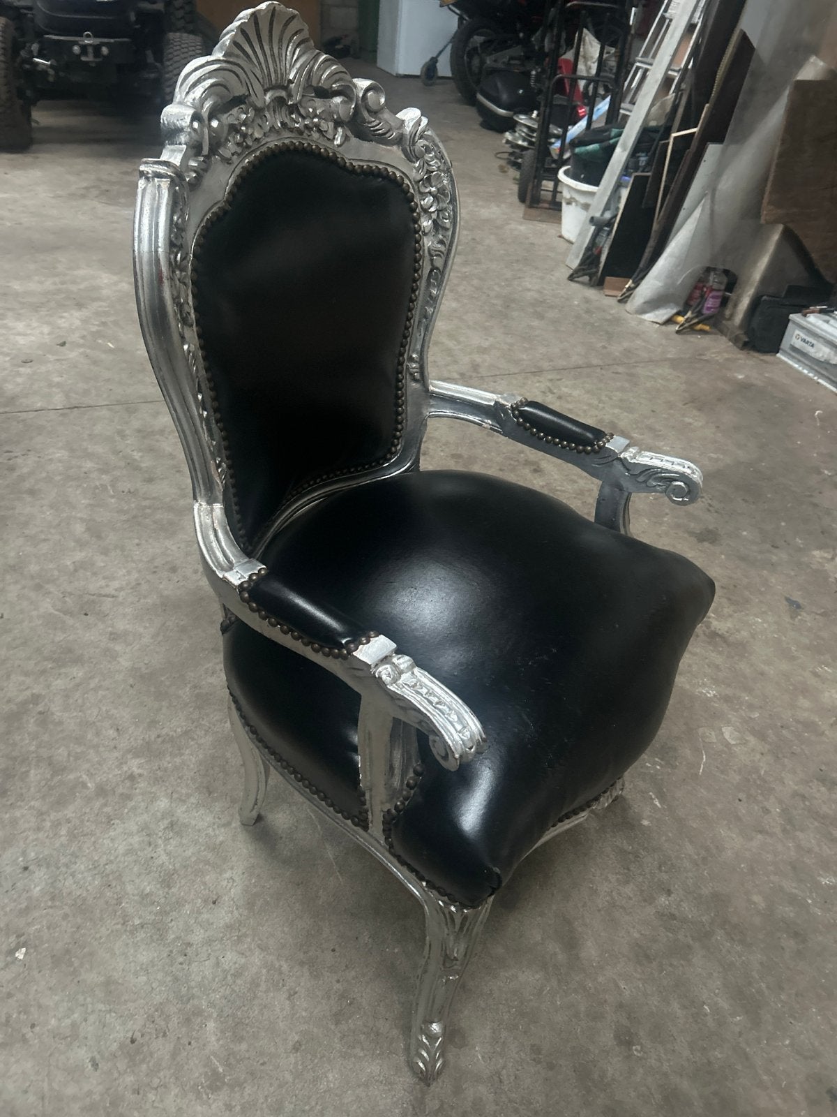 Barokke Zilveren Fauteuil met Zwart Lederen Bekleding, Antiek en Kunst, Ophalen