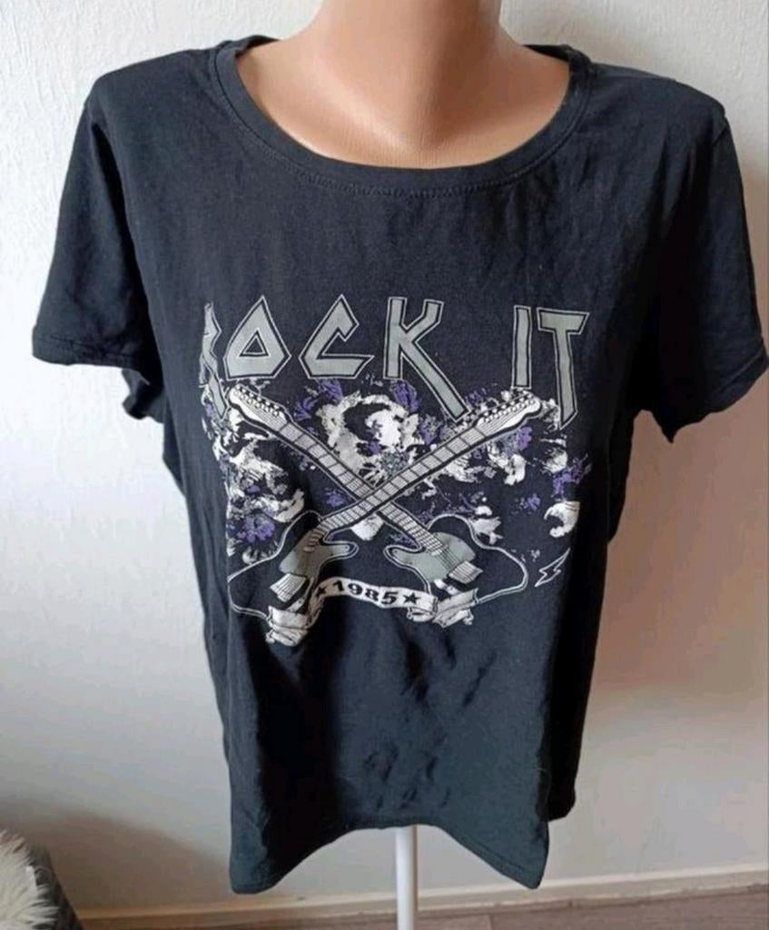 Zwart T-shirt met 'Rock It' print - Maat L, Kleding | Dames, T-shirts, Zo goed als nieuw, Maat 42/44 (L), Zwart, Korte mouw, Ophalen of Verzenden
