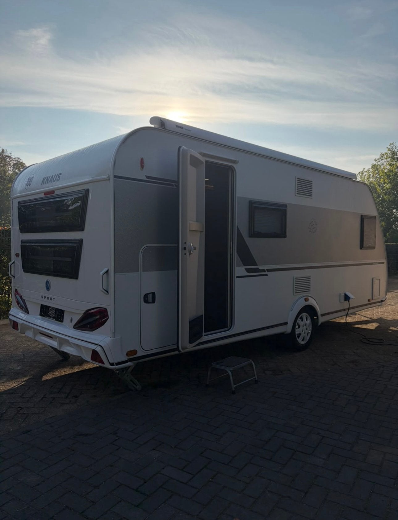 Knaus 540 FDK Bom Vol, Bedrijf, Treinzit, Dwars-stapelbed, 5 tot 6 meter
