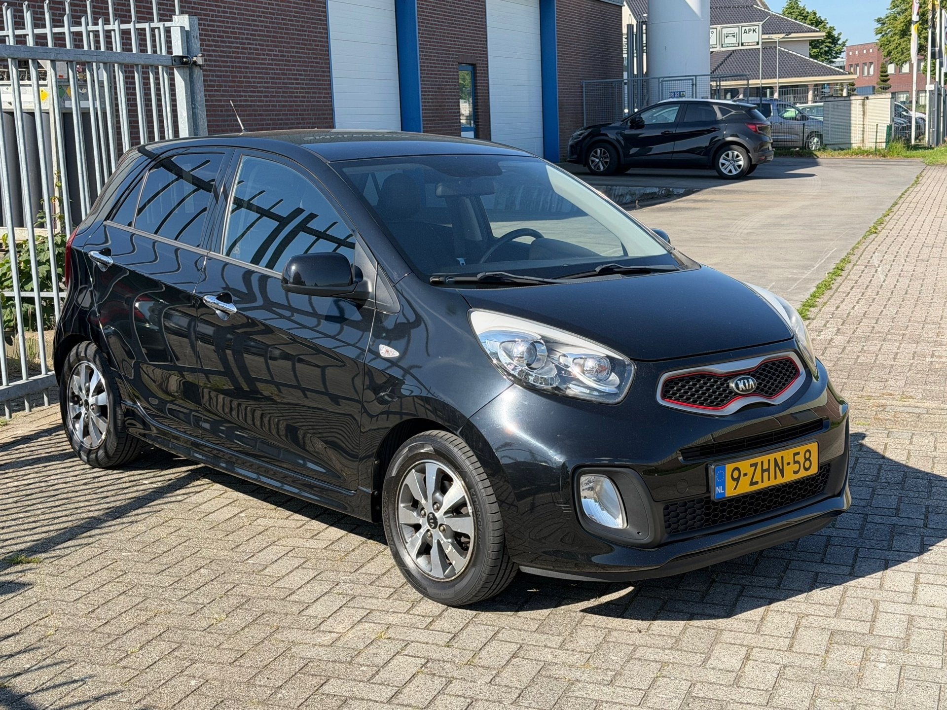Kia Picanto 1.0 CVVT ISG 5 deurs! NL AUTO NAP! Leer l Airco, Voorwielaandrijving, Euro 5, Gebruikt, Zwart