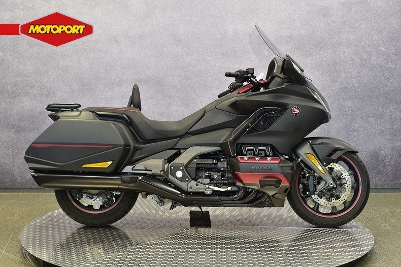 Honda GL 1800 BAGGER DCT (bj 2020), Honda Motor Europe, Bedrijf, Crystal Bldng B-Unit B11.2 Rivium Blv200
2909 LK  Capelle aan den IJsel, NL