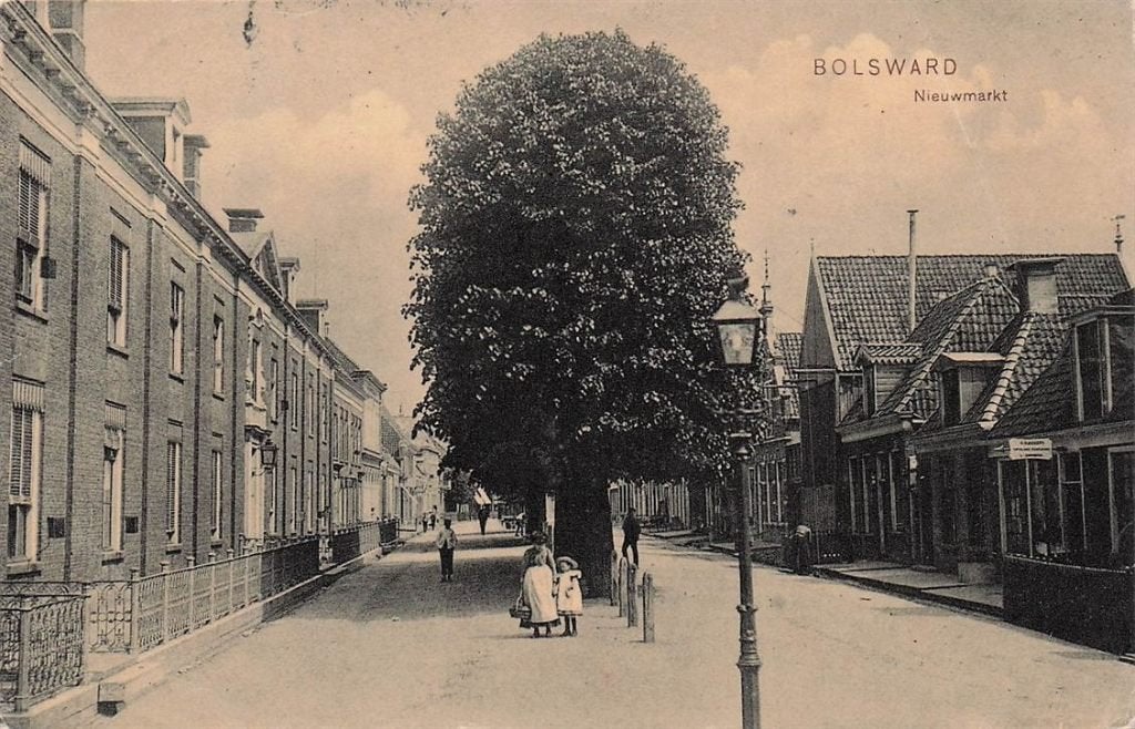 703-035-053 Bolsward Nieuwmarkt, Verzenden, Voor 1920, Friesland