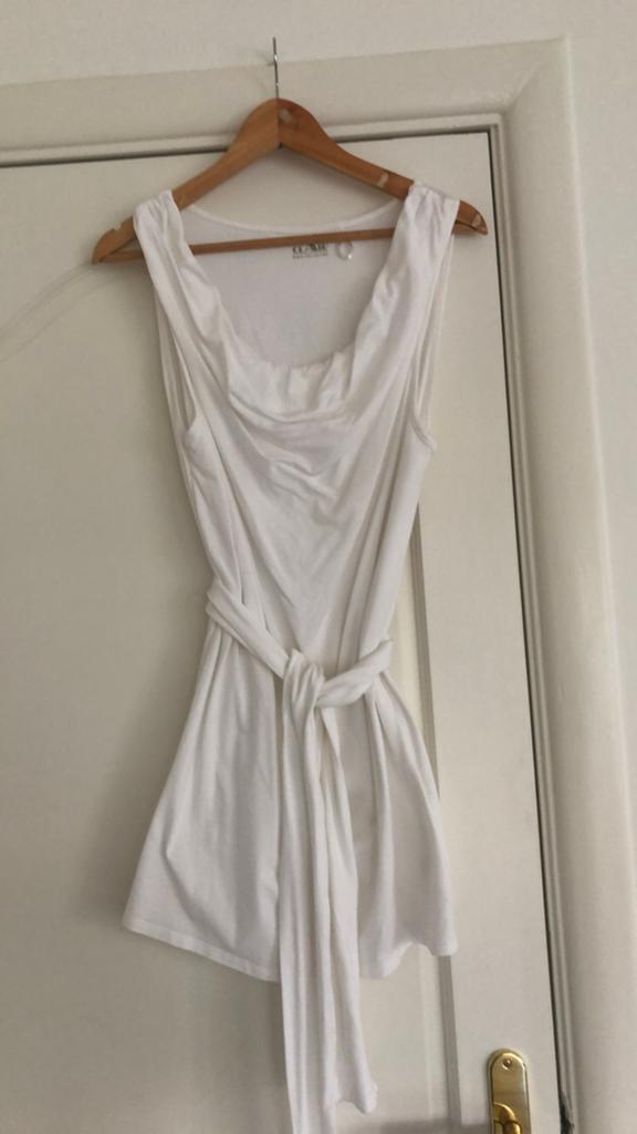 Witte top van Clair met ceintuur, Kleding | Dames, Jumpsuits, Ophalen of Verzenden, Zo goed als nieuw