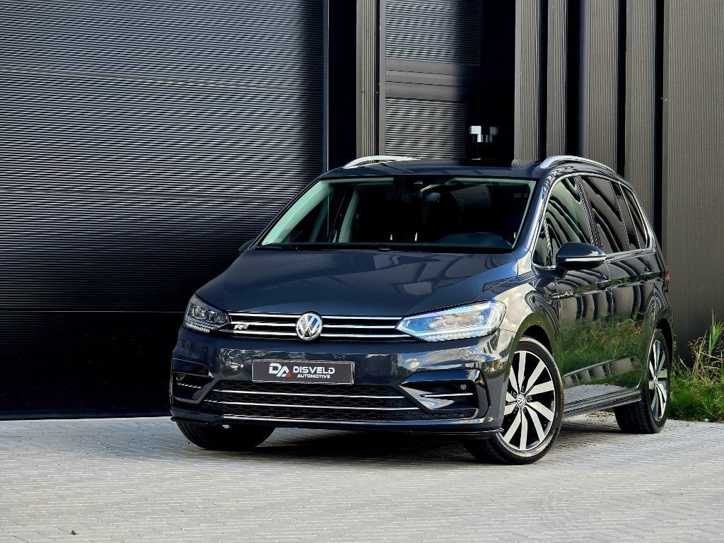 Volkswagen Touran 1.5 TSI 3x R-Line PANO ACC DSG 7-persoons, Auto's, Stof, 1498 cc, 4 cilinders, 150 pk