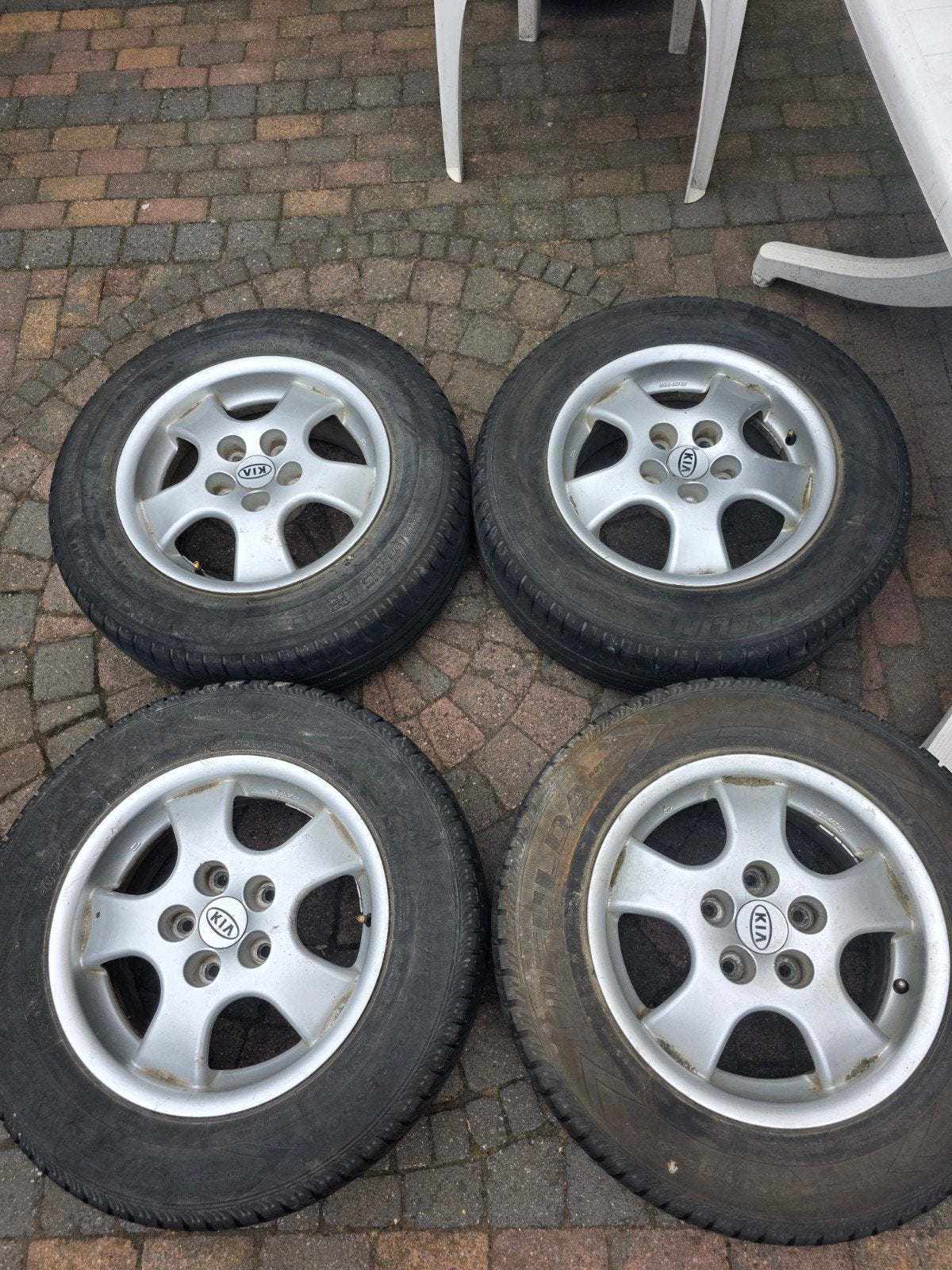 kia velgen met banden 6mm 15" michellin, Ophalen