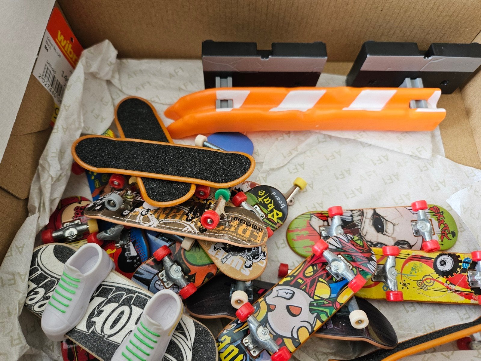 Vinger skateboard set, Ophalen