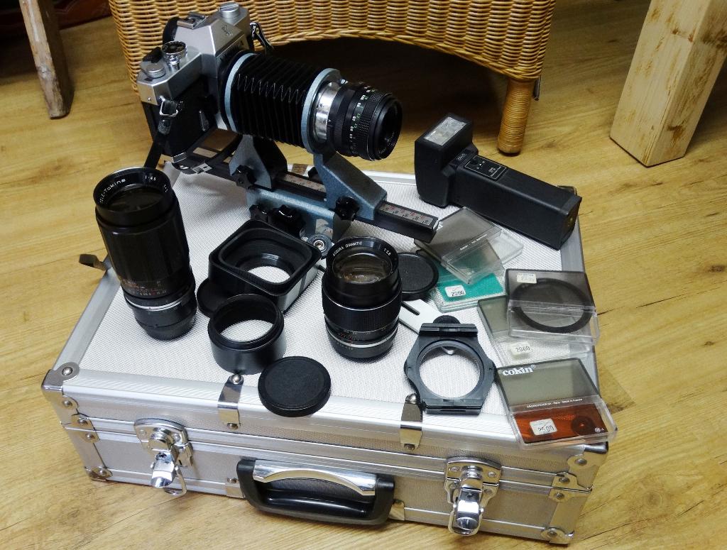 Yashica TL Electro X analoge spiegelreflex camera lenzen div, Ophalen of Verzenden, Gebruikt, Spiegelreflex, Overige Merken