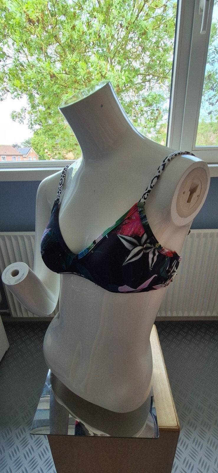 Sapph bikinitop, nooit gedragen, Zwart, Nieuw, Ophalen of Verzenden, Sapph