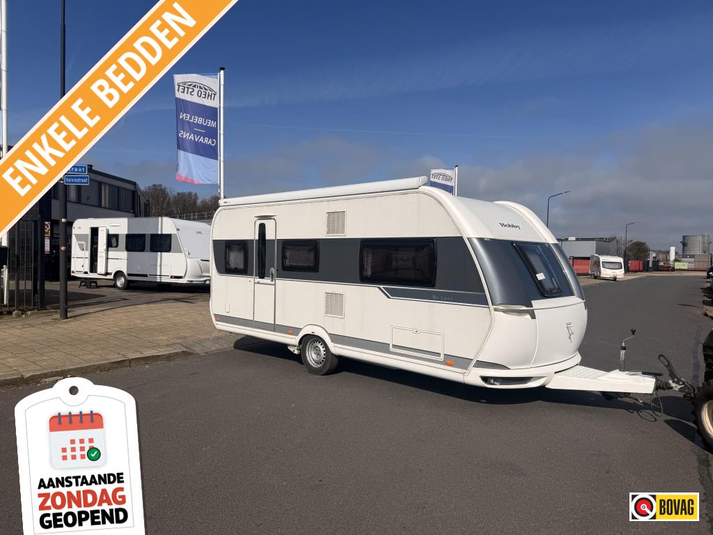 Hobby De Luxe 495 UL met luifel en mover (zondag open), Caravans en Kamperen, Overige typen, Schokbreker, Rondzit, Hobby
