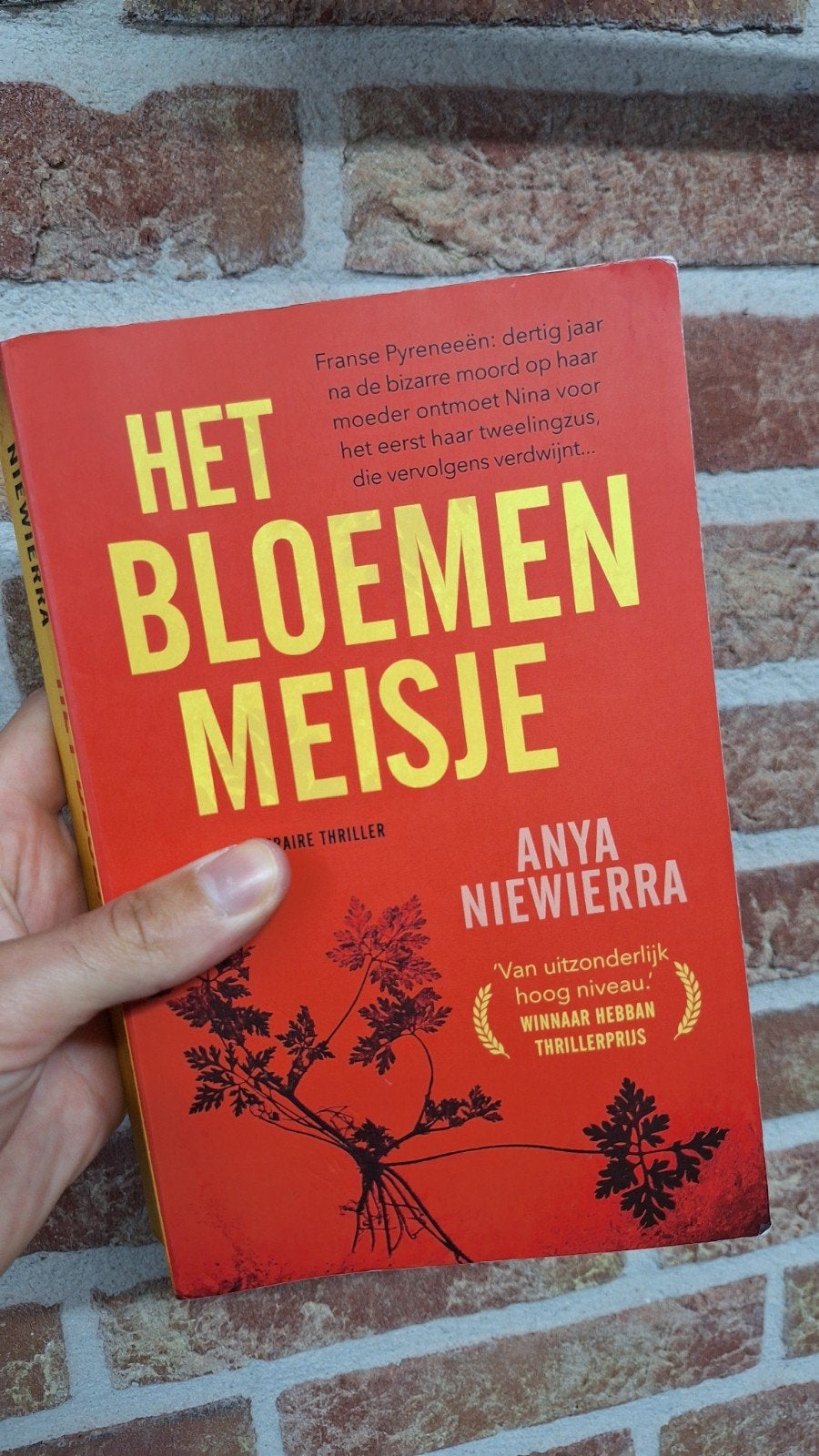 Het Bloemenmeisje - Anya Niewierra (Thriller), Boeken, Ophalen of Verzenden, Gelezen, Anya Niewierra