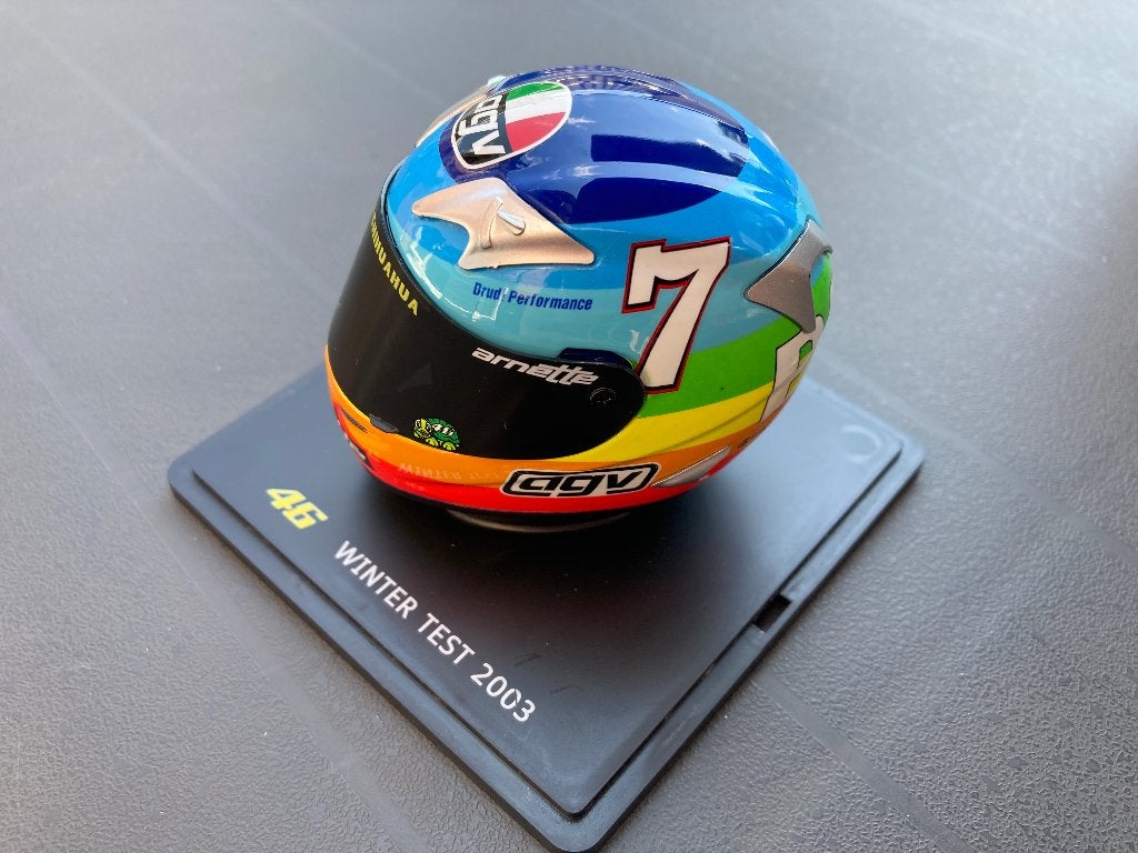✅ Valentino Rossi 1:5 helm Winter Test 2003 Honda RC211V, Verzamelen, Automerken, Motoren en Formule 1, Ophalen of Verzenden, Nieuw