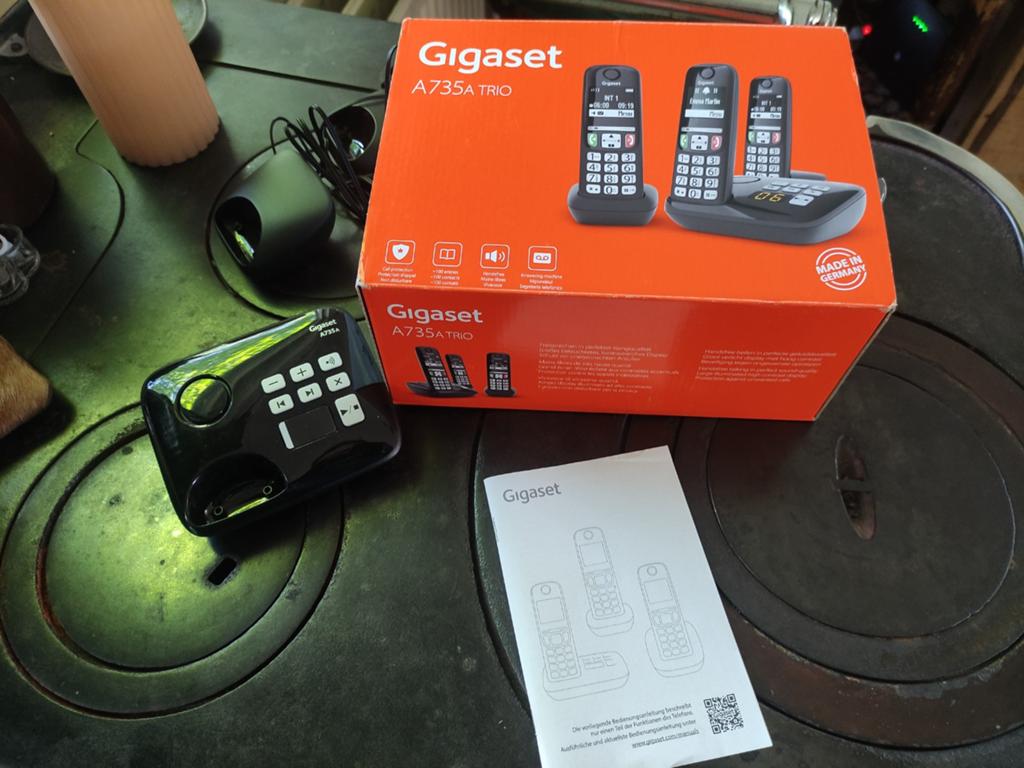 Gigaset A 735A Trio senioren telefoon, Ophalen, Zo goed als nieuw, 3 handsets
