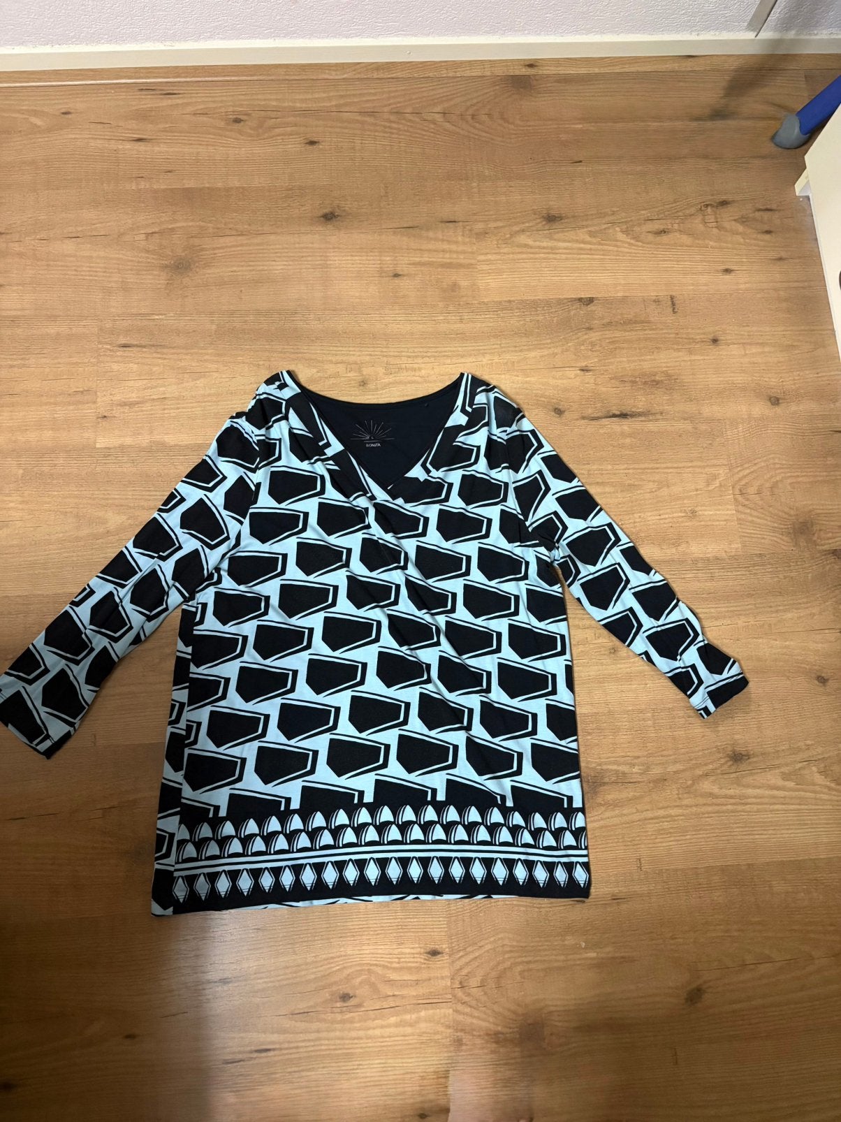 Shirt van Bonita, Blauw, Maat 42/44 (L), Ophalen of Verzenden, Zo goed als nieuw