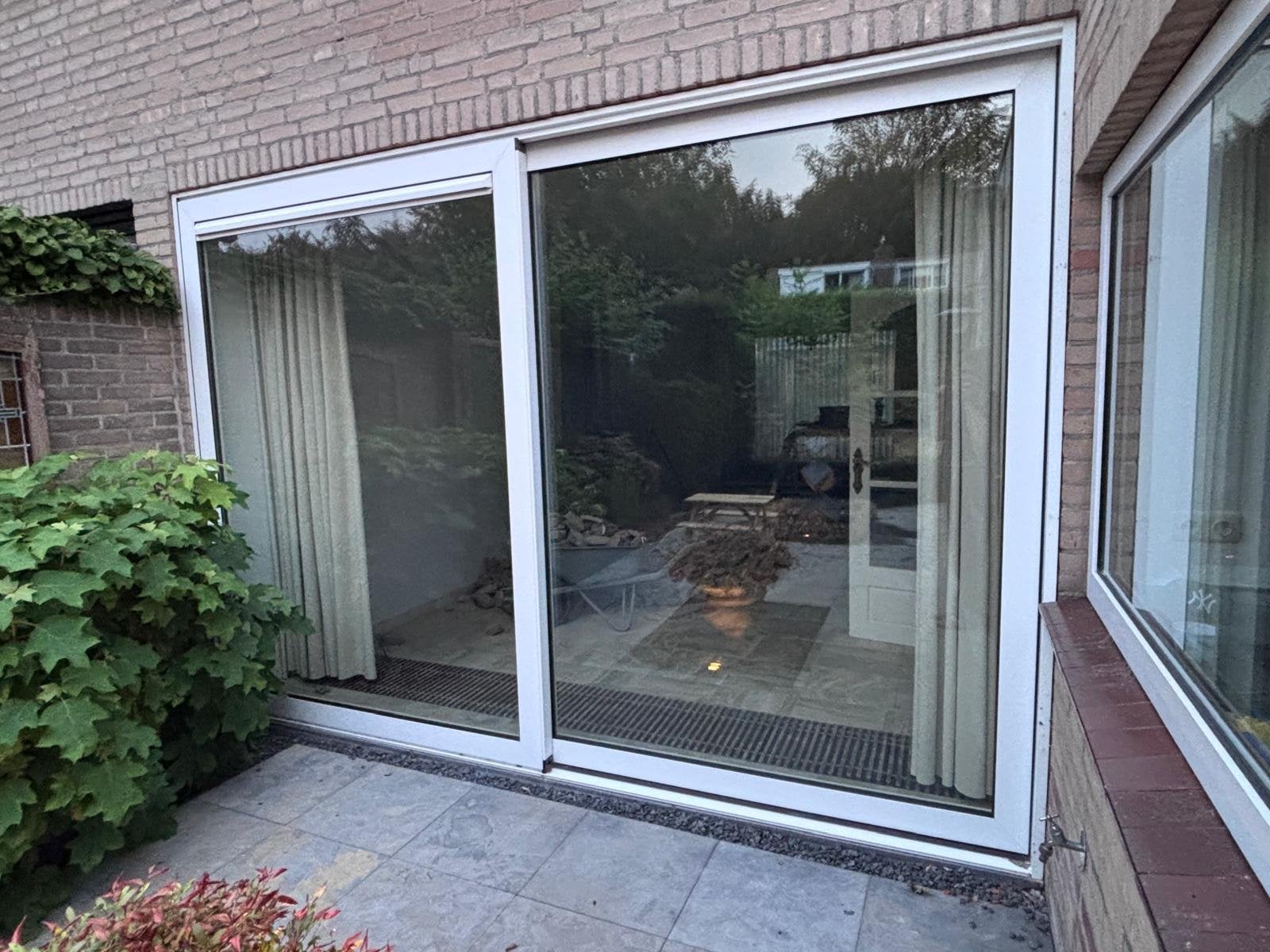 Goed onderhouden kunststof schuifpui - 358x245cm, Doe-het-zelf en Verbouw, Deuren en Horren, Ophalen, Kunststof, Gebruikt, Buitendeur