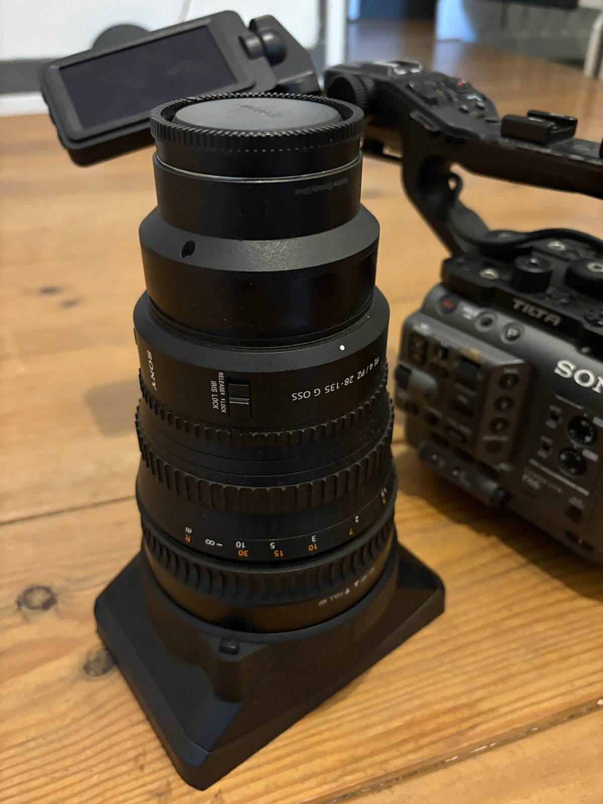 Sony FX6 met (eventueel) Sony FE PZ 28-135mm f/4.0 G OSS, Ophalen of Verzenden, Gebruikt, Video
