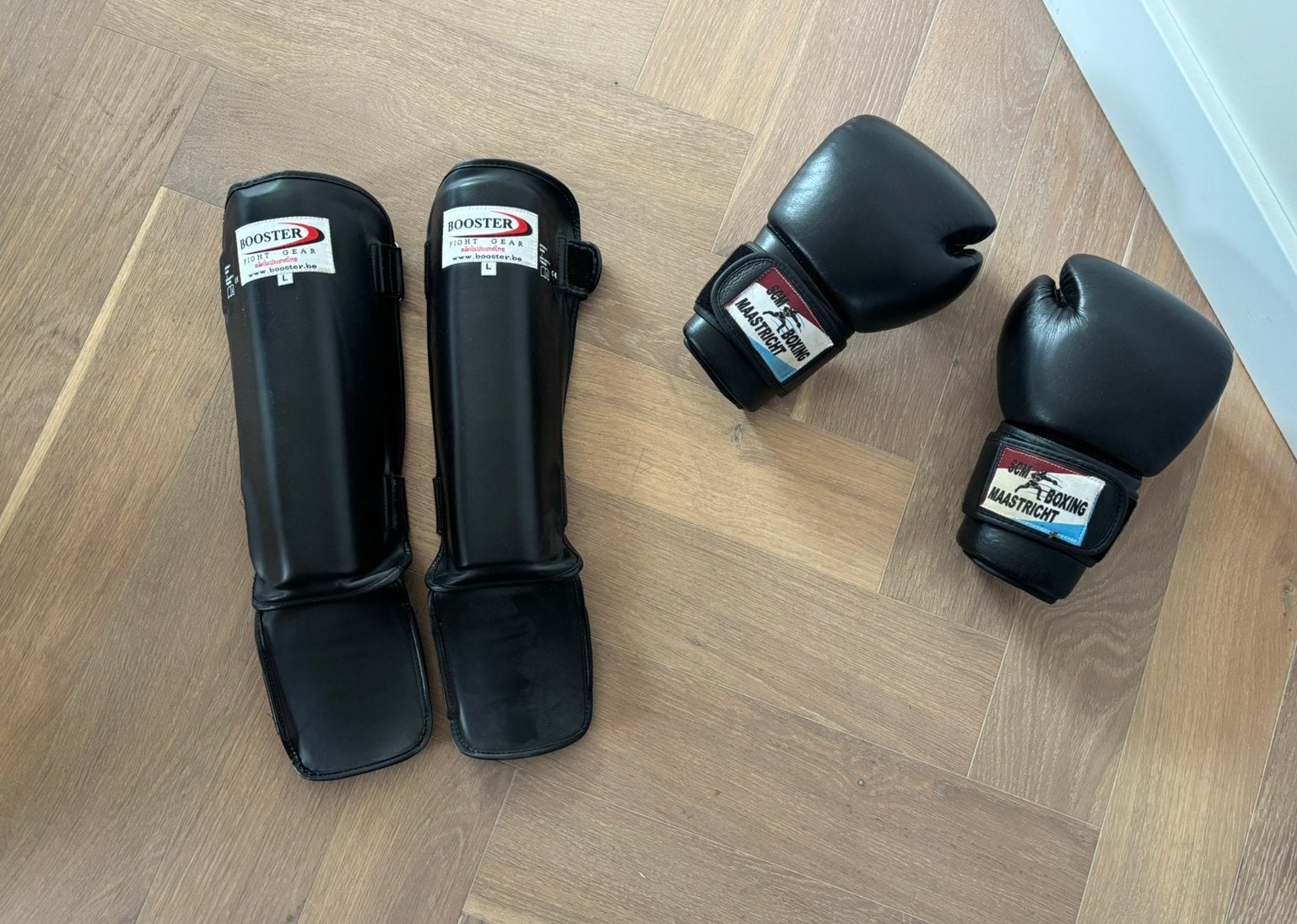 Kickboks handschoenen en scheenbeschermers, Maat XS of kleiner, Ophalen of Verzenden, Zo goed als nieuw, Overige