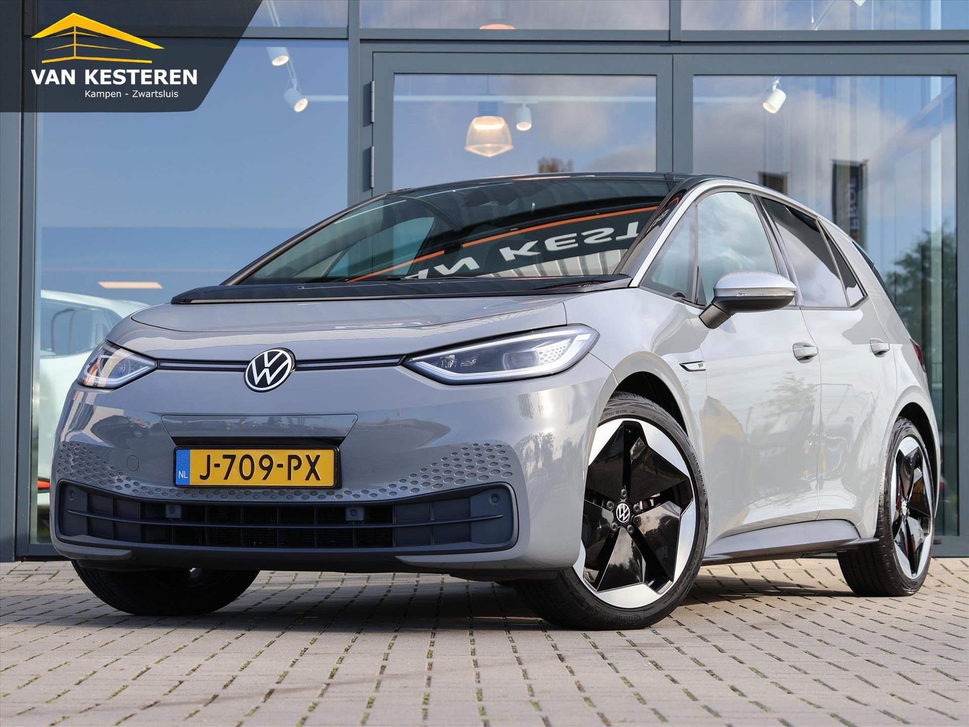 VOLKSWAGEN Id.3 58kWh 204pk 1ST Max | Trekh. | Pano | SOH: 9, Automaat, 1694 kg, Gebruikt, Zwart