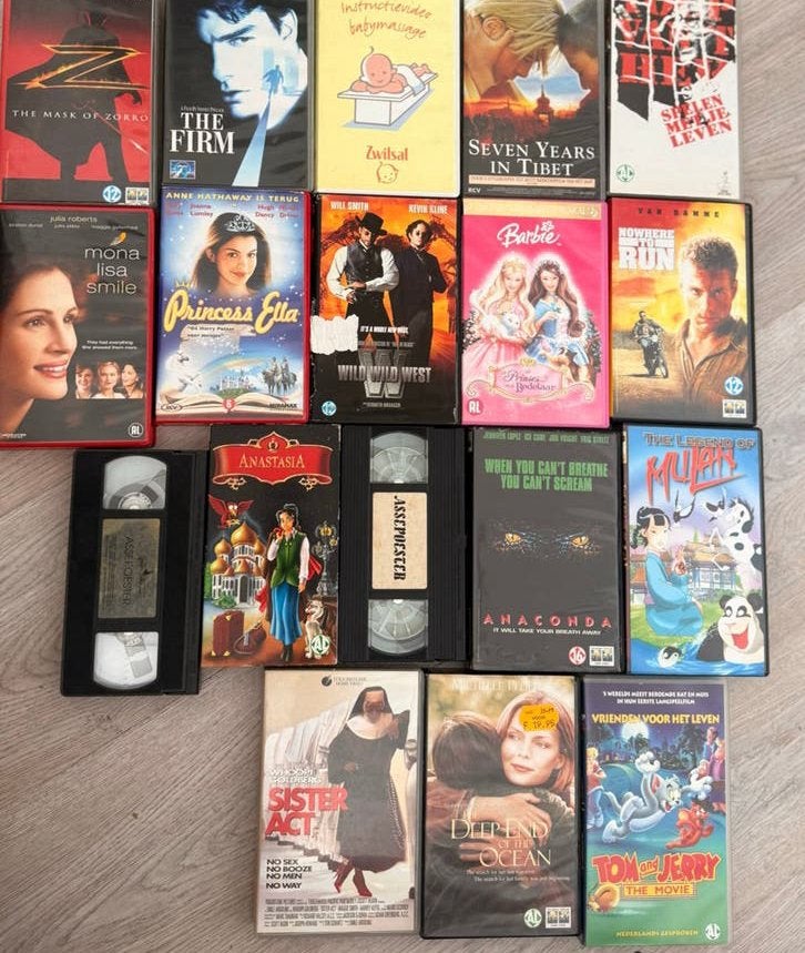 Grote collectie VHS-banden: films en instructievideo's, Ophalen, Overige genres, Vanaf 12 jaar, VHS