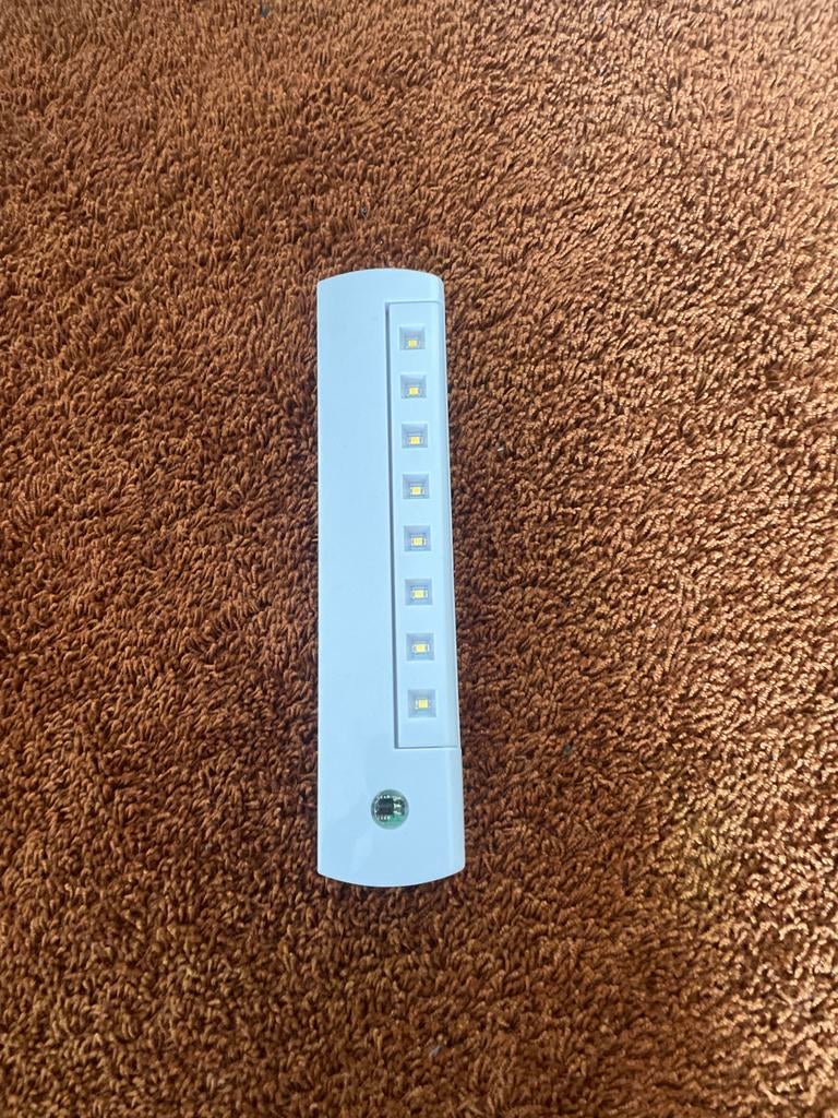 Handige LED-lamp voor snelle verlichting - Grundig, Ophalen, Nieuw
