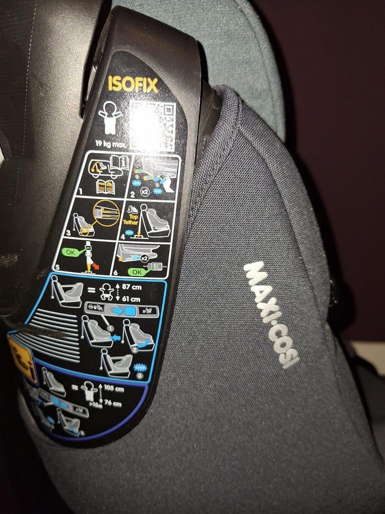 Maxi Cosi Axissfix i-Size autostoel, Kinderen en Baby's, Autostoeltjes, 9 t/m 18 kg, Ophalen of Verzenden, Zo goed als nieuw, Isofix