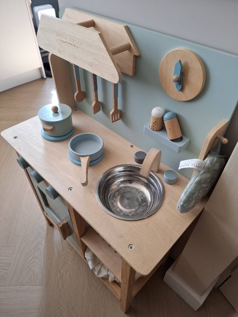 Little dutch speelgoedkeukentje, Kinderen en Baby's, Speelgoed | Speelkeukens, Ophalen, Hout, Speelkeuken