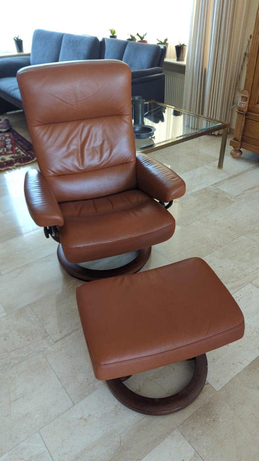 Stressless Relax Fauteuil met Voetenbank - Cognac Leer, Huis en Inrichting, Fauteuils, Ophalen, Modern, Comfort, 75 tot 100 cm