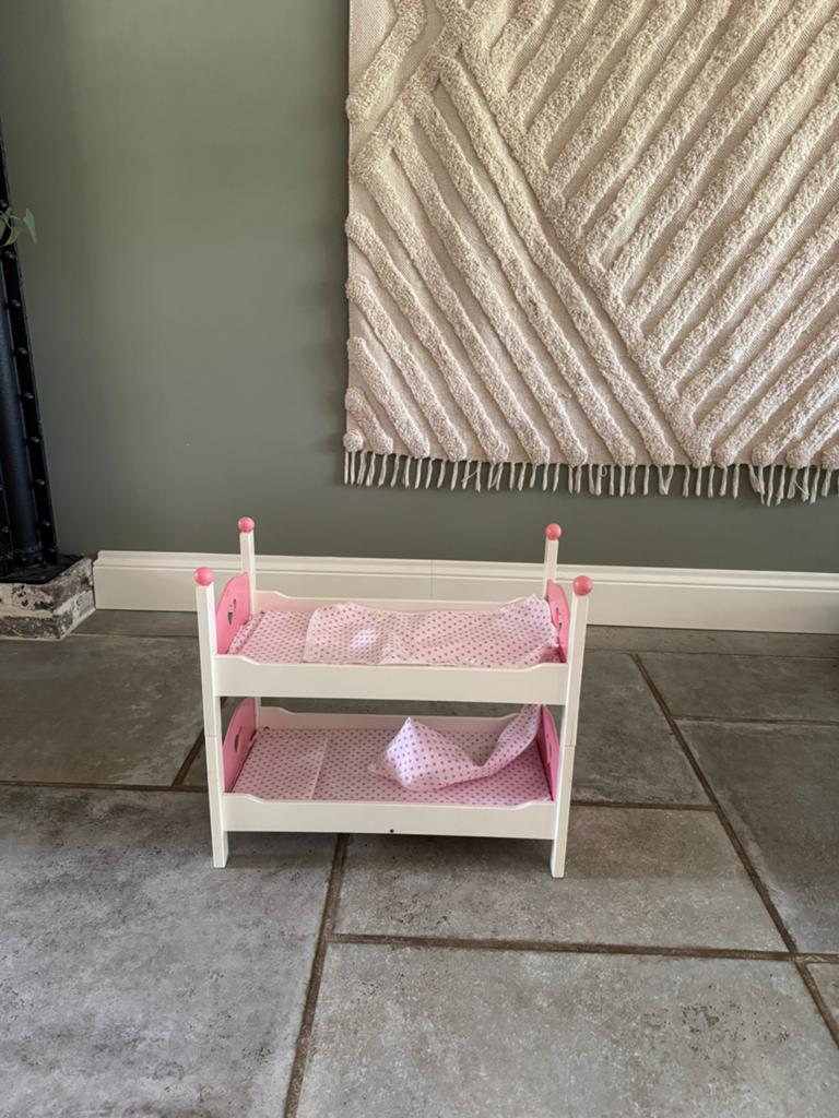 Stapelbed poppen 50 x 25 x 30, Kinderen en Baby's, Speelgoed | Poppen, Ophalen, Zo goed als nieuw, Babypop