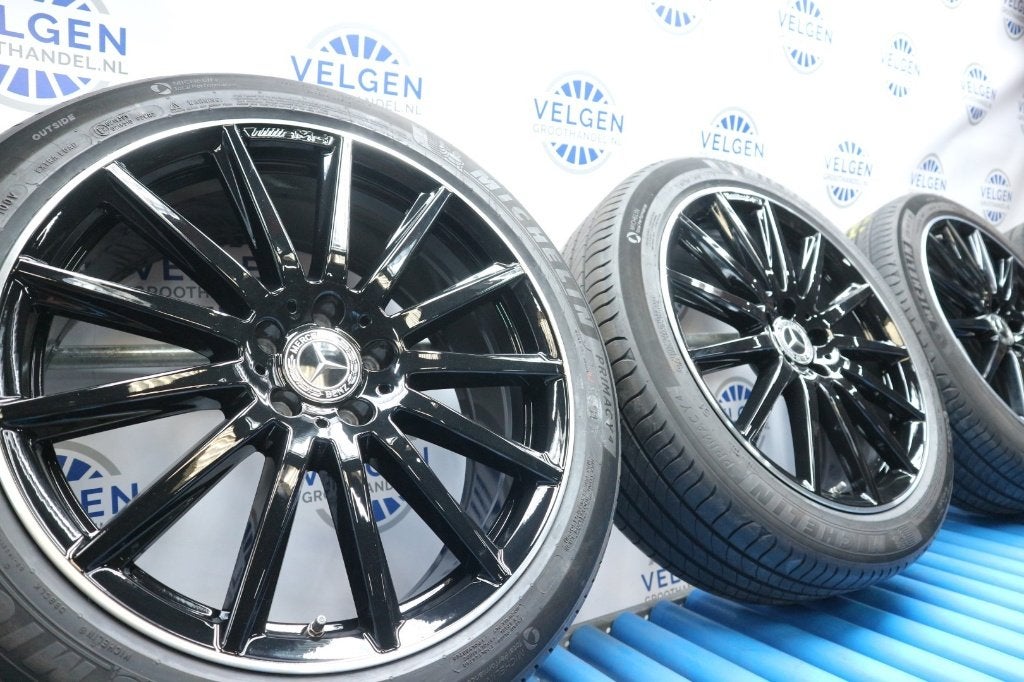 20 inch Mercedes GLA GLB velgen AMG origineel zomerset 5x112, Gebruikt, Banden en Velgen, Ophalen of Verzenden, 235 mm