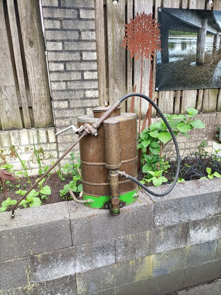 vintage koperen rugsproeier van het merk Birchmeier, Ophalen