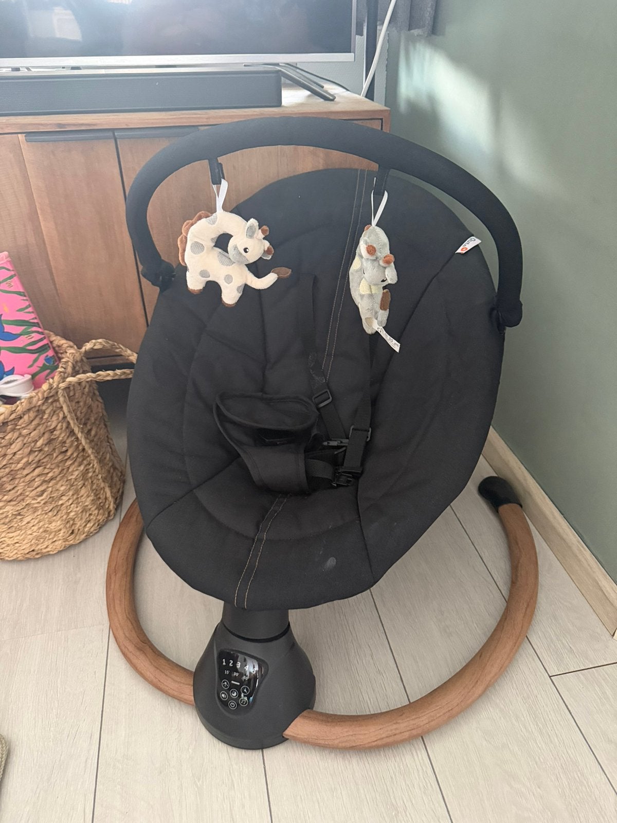 Qute Q-Rocker 2.0 (Woody Ebony), Kinderen en Baby's, Wipstoeltjes, Gebruikt, Schommelstoel, Met gordel(s) of riempje(s), Ophalen