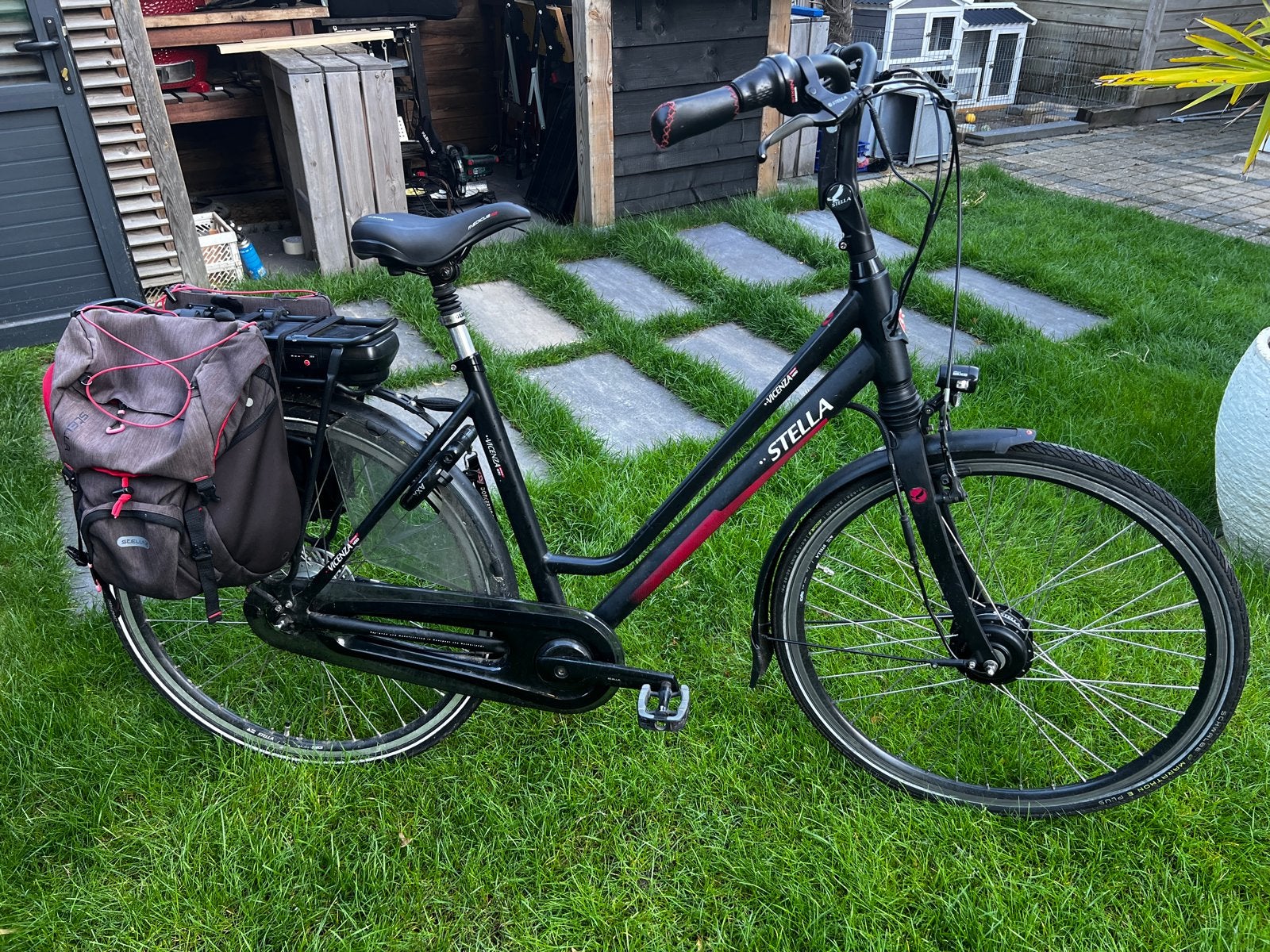 Stella Vicenza Superior Nero E-bike, Fietsen en Brommers, Gebruikt, Versnellingen, Trommelrem, Ophalen
