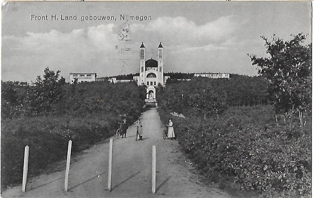 Nijmegen Front H Land Gebouwen Ansichtkaart 1923 ( B302), Ophalen of Verzenden, 1920 tot 1940, Gelopen, Gelderland