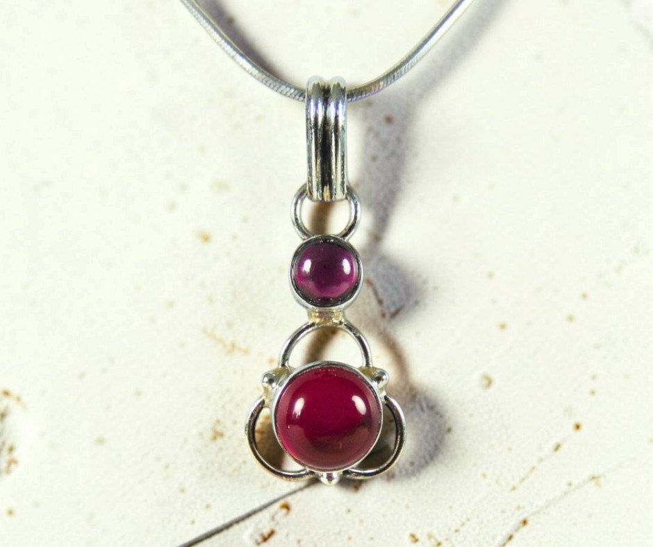 Mooie 925 zilver CARNEOOL en GRANAAT hanger + ketting!, Overige kleuren, Verzenden, Zo goed als nieuw, X