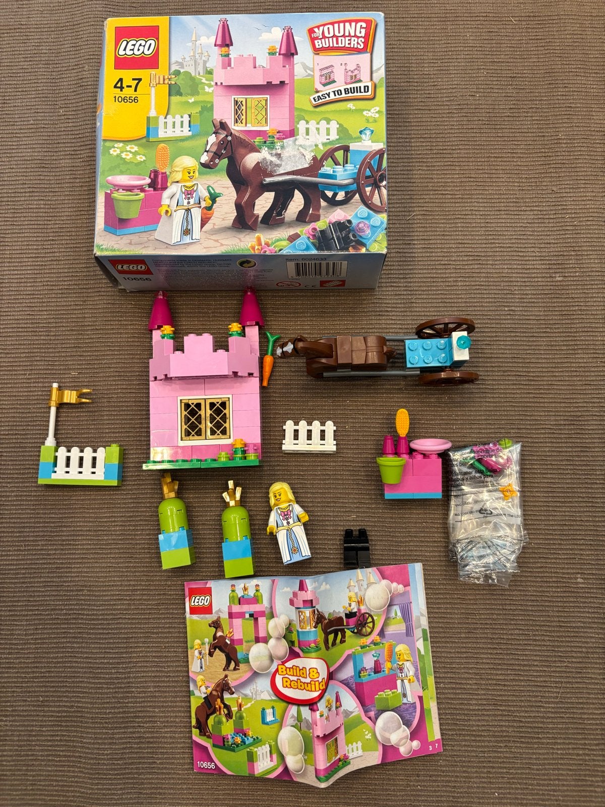 LEGO Young Builders Kasteel met Paard en Koets (10656), City, Lego, Ophalen of Verzenden, Zo goed als nieuw