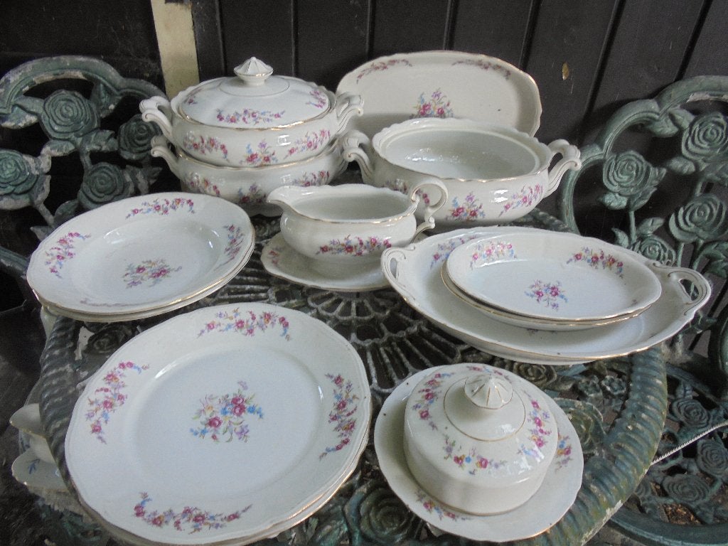Deel Diner en Ontbijt servies SPENZO bloemetjes, roze roosje, Antiek en Kunst, Ophalen of Verzenden