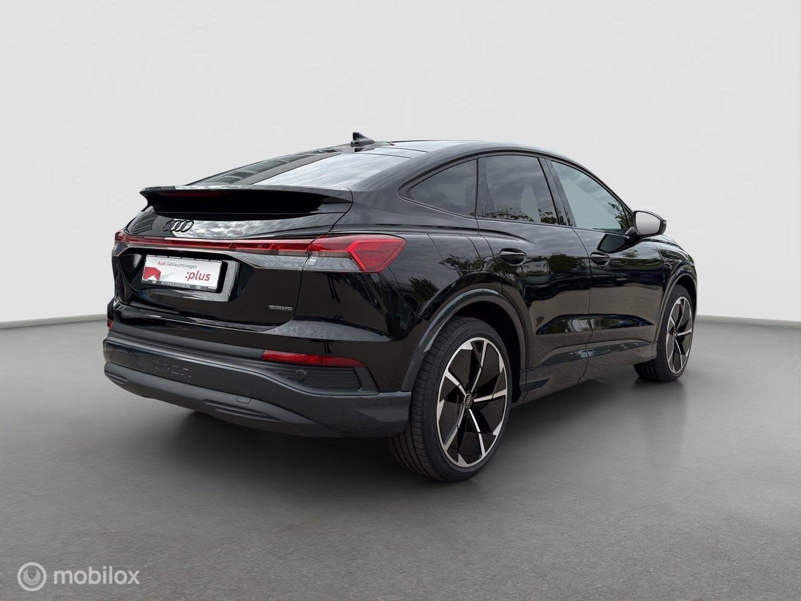 Audi Q4 Sportback e-tron 50 S-Line I Panodak I RS stoelen |, Auto's, Automaat, Dealer onderhouden, Gebruikt, Zwart