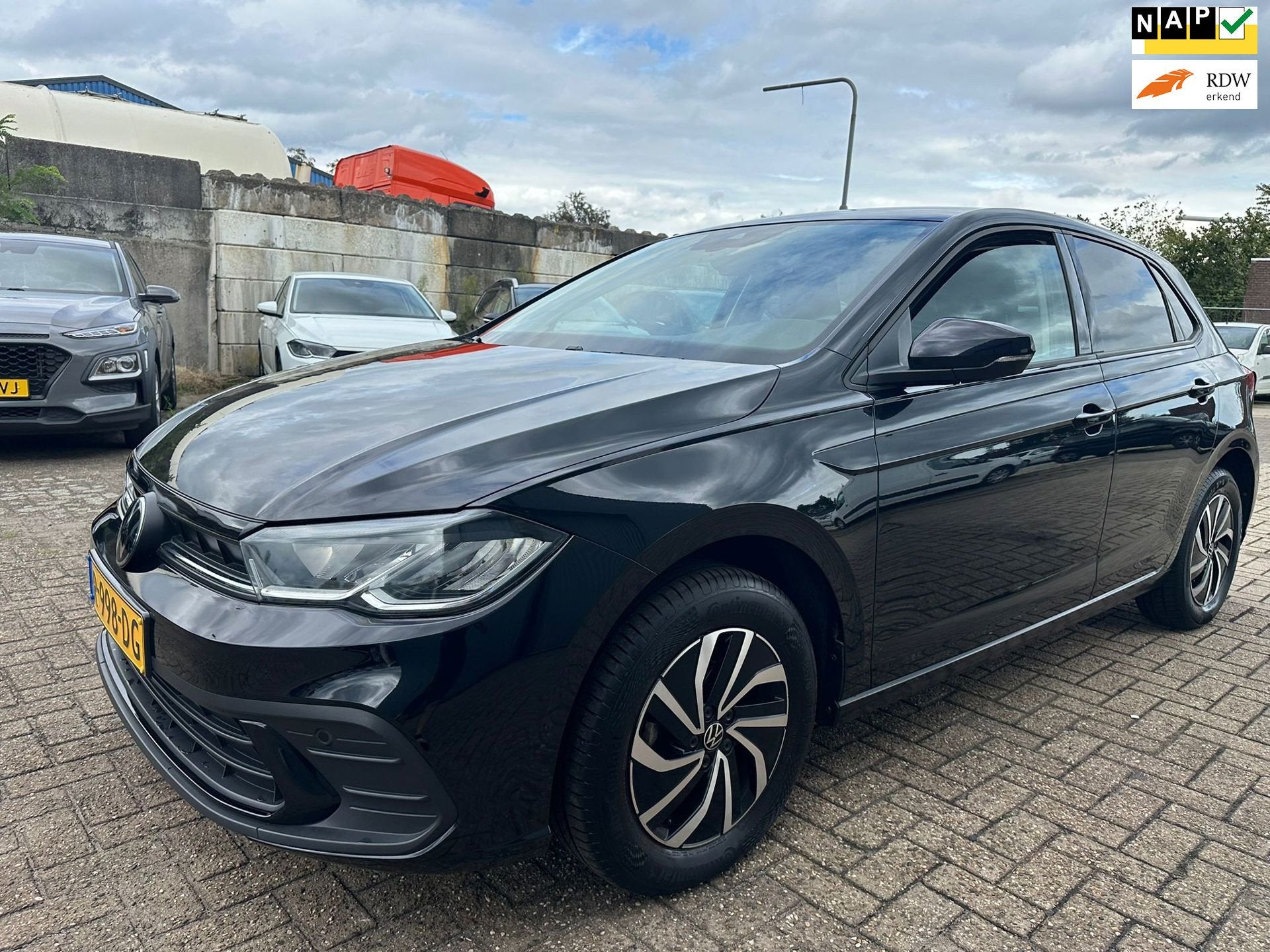 Volkswagen Polo 1.0 TSI DSG/ CLIMA/ LM VELGEN/ APPLE CARPLAY, Stof, Gebruikt, 95 pk, 1104 kg