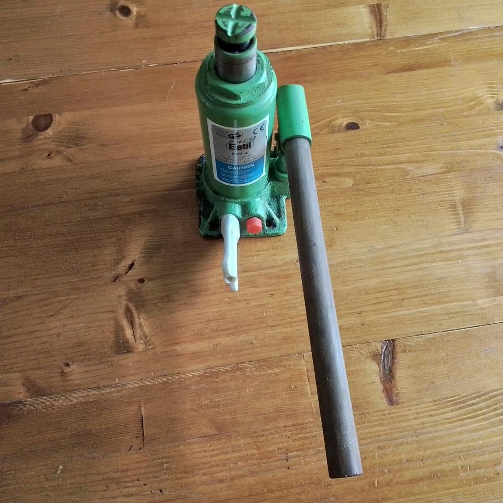 Estil EHV-4 Hydraulische vijzel 4000 kg, Ophalen