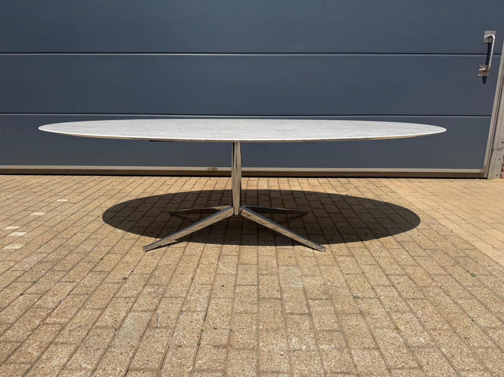 Originele ovale Florence Knoll eettafel (244x137cm) Carrara, Ophalen of Verzenden, Vitra togo mah jong ligne roset sede cassina b&b italia artifort