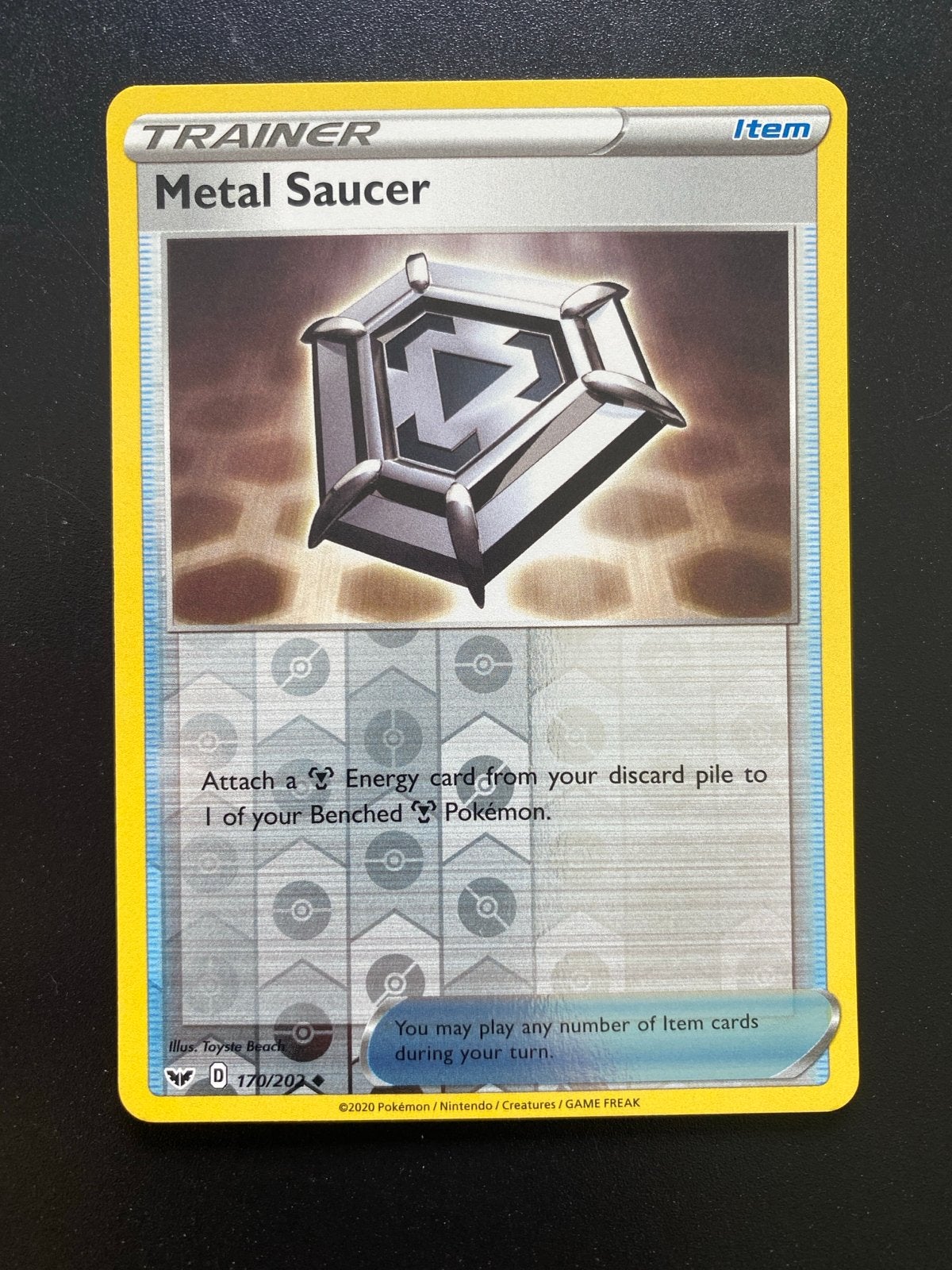 Metal Saucer 170/202 Rev. Holo Pokémon Sword & Shield Base, Ophalen of Verzenden, Zo goed als nieuw, Losse kaart, Foil