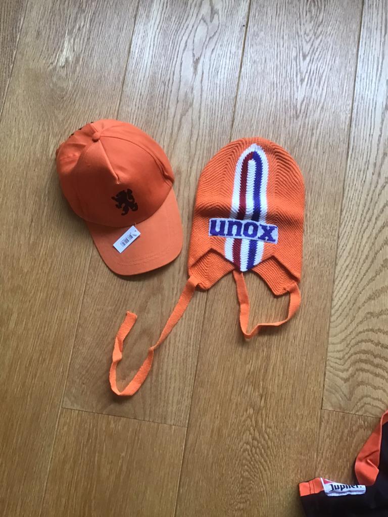 Oranje voetbalspullen., Ophalen of Verzenden, Zo goed als nieuw