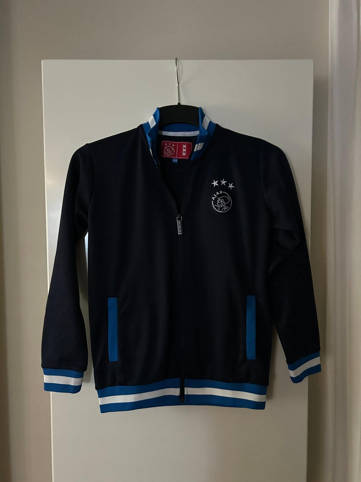 *** Ajax vest mt 164 ***, Ophalen of Verzenden, Zo goed als nieuw, Jongen of Meisje, Trui of Vest