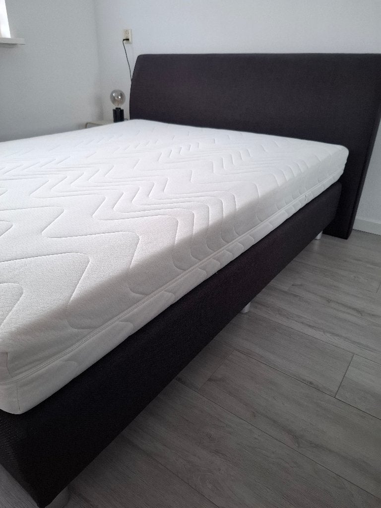 Boxspring, Huis en Inrichting, Ophalen, Gebruikt, Bruin, Tweepersoons