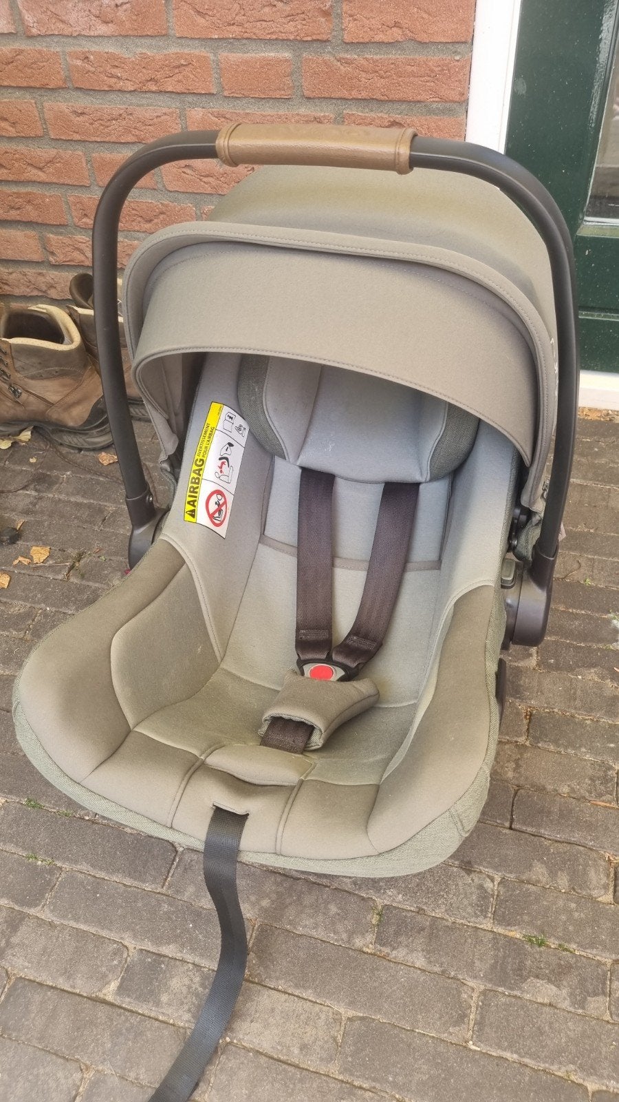 Nuna Pippa Next autostoeltje + Isofix Base 360, Gebruikt, Isofix, 0 t/m 13 kg, Ophalen