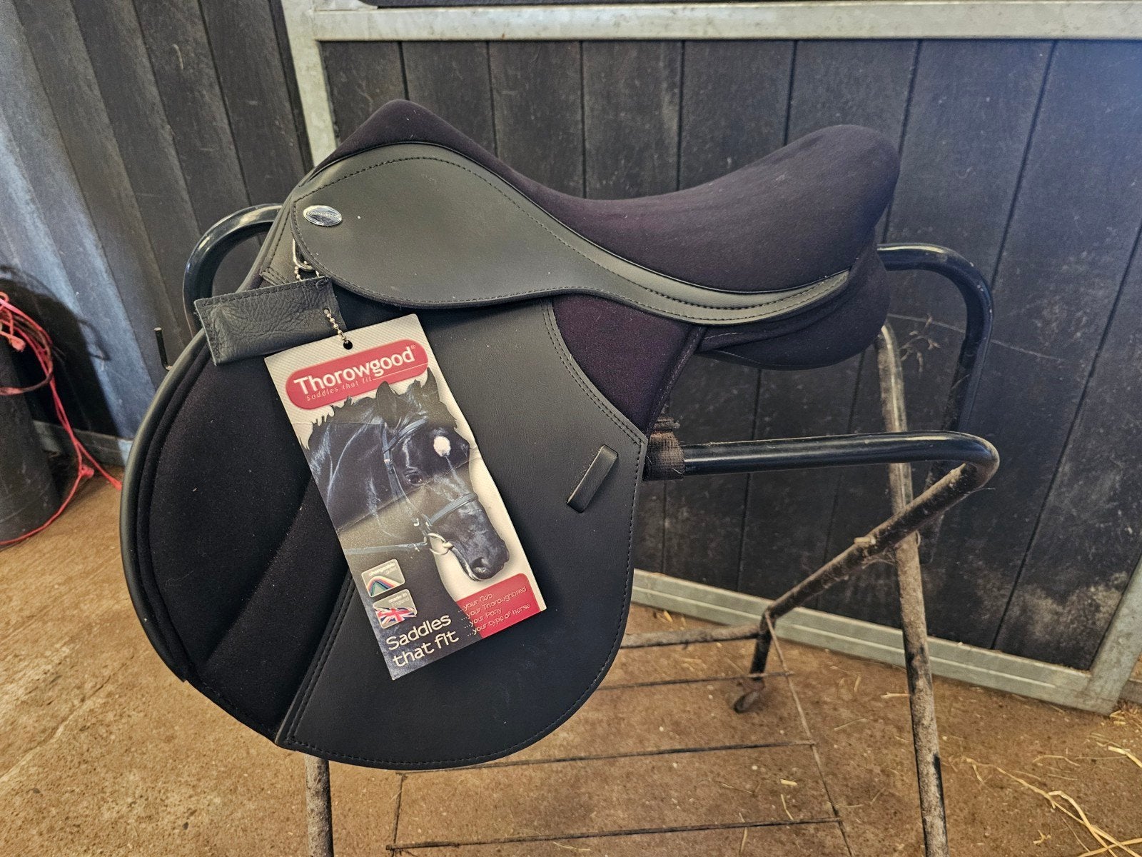 16 inch nieuw Thorowgood ponyzadel, Dieren en Toebehoren, Paarden en Pony's | Zadels, Ophalen of Verzenden, Nieuw, Springen