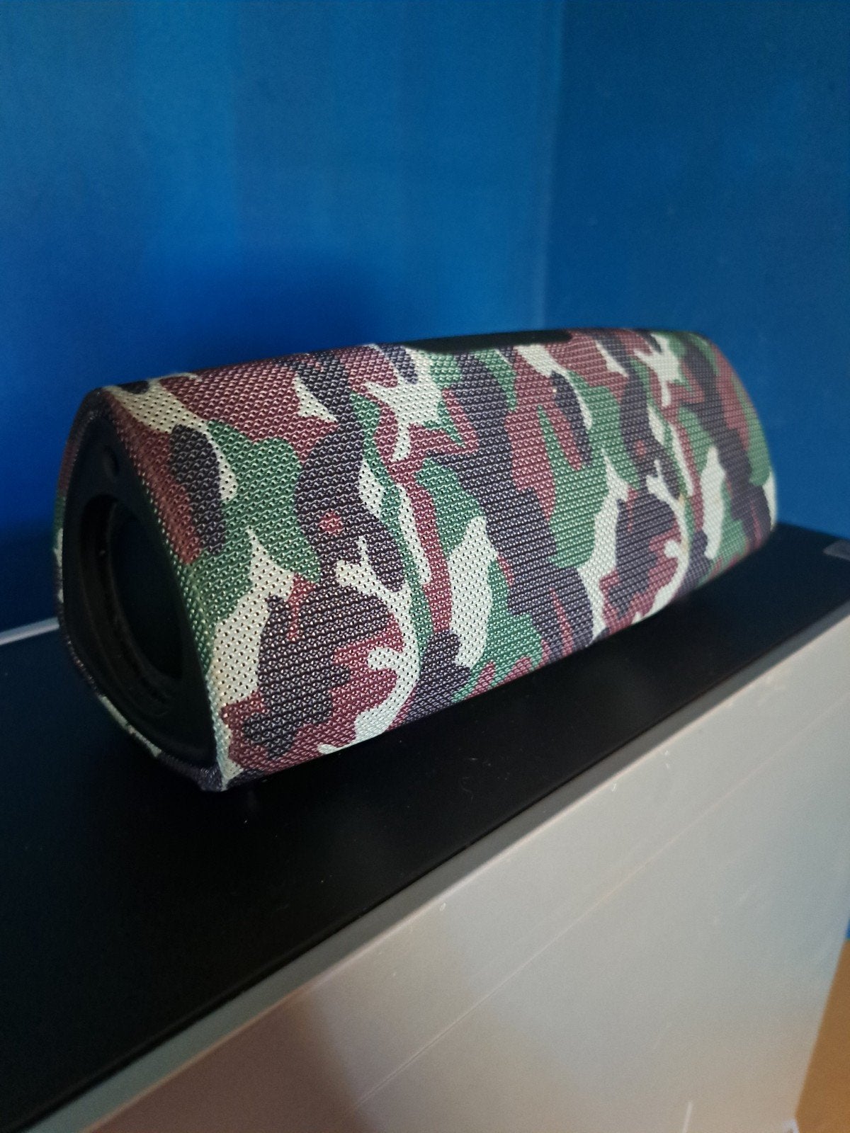 Kleine bluetooth camouflage box., Audio, Tv en Foto, Luidsprekers, Bluetooth, Gebruikt, JBL, Ophalen of Verzenden